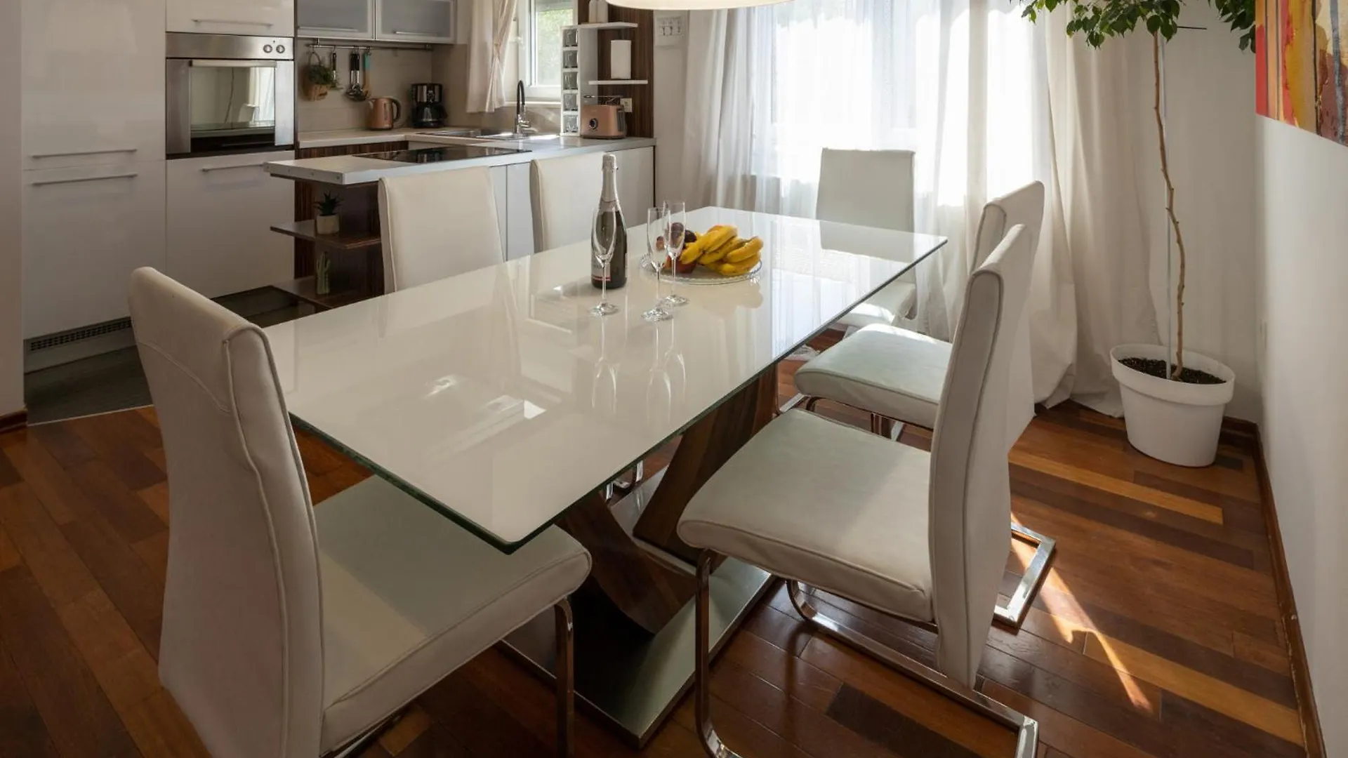 Lumaja Luxury Apartman Biograd Na Moru Croácia